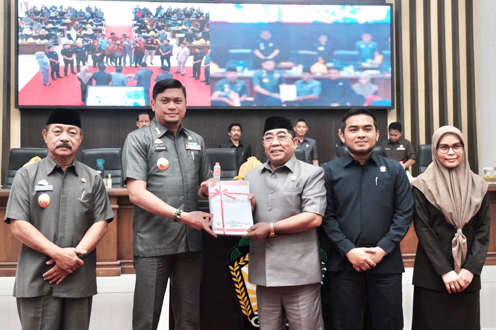 DPRD Gowa Sodorkan Ranperda Inisiatif Bantuan Hukum Bagi Masyarakat Kurang Mampu